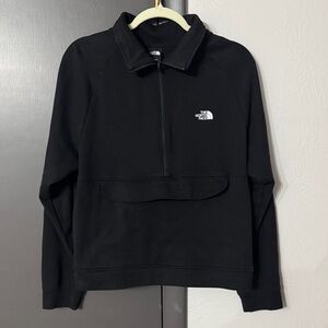 North Face Quarter Zip pullover